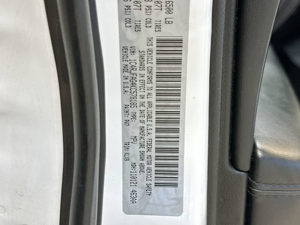 Used 2019 Jeep Grand Cherokee Altitude AWD/4WD image 37