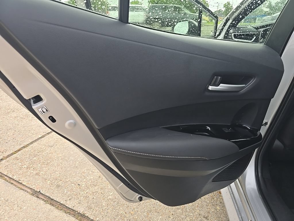 Used 2021 Toyota Corolla XSE FWD image 32