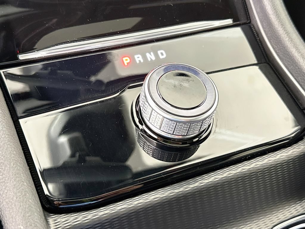 Used 2025 Jeep Grand Cherokee Laredo X AWD/4WD image 10