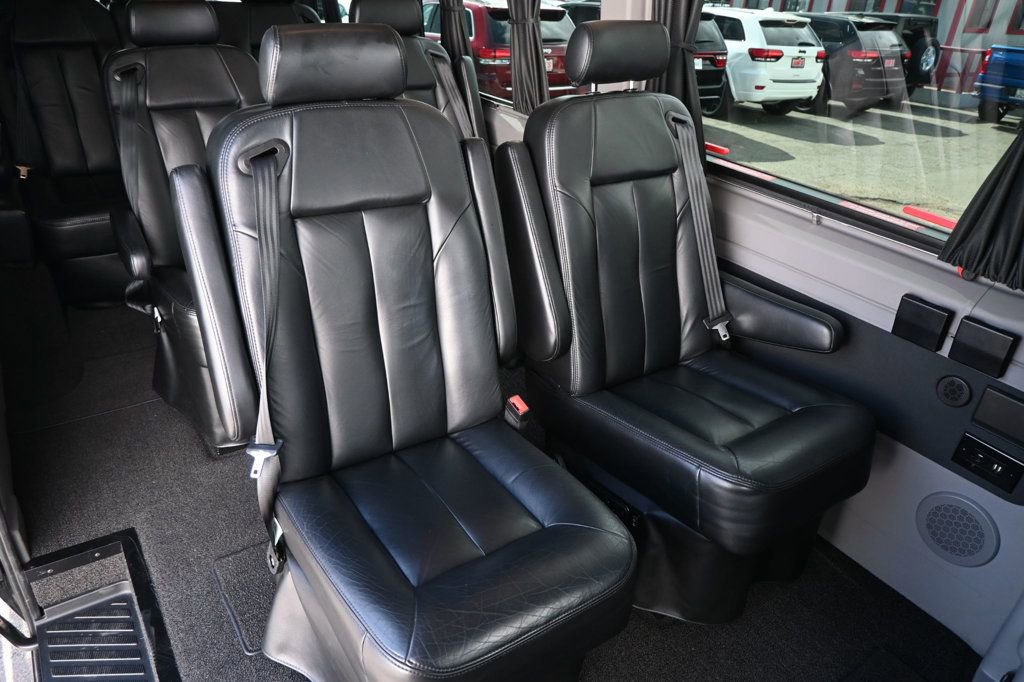 Used 2015 Mercedes-Benz Sprinter 2500 image 14