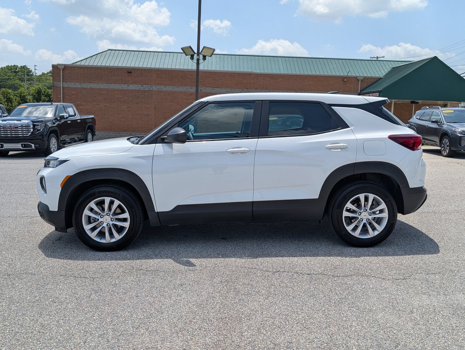 Used 2023 Chevrolet TrailBlazer LS FWD image 6