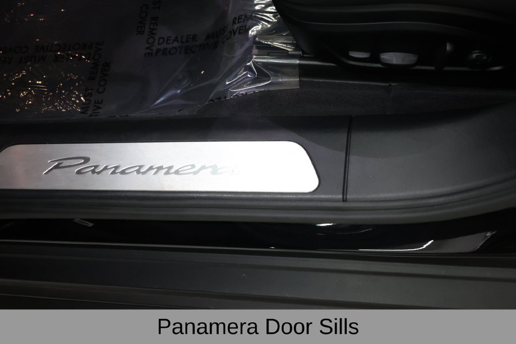 Used 2025 Porsche Panamera image 29