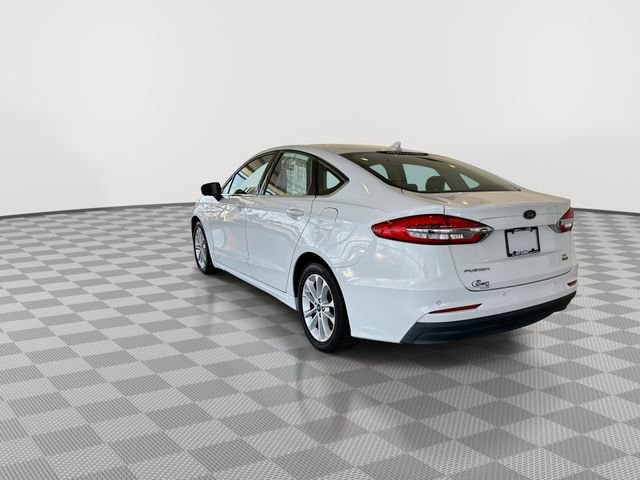 Used 2020 Ford Fusion SE FWD image 8