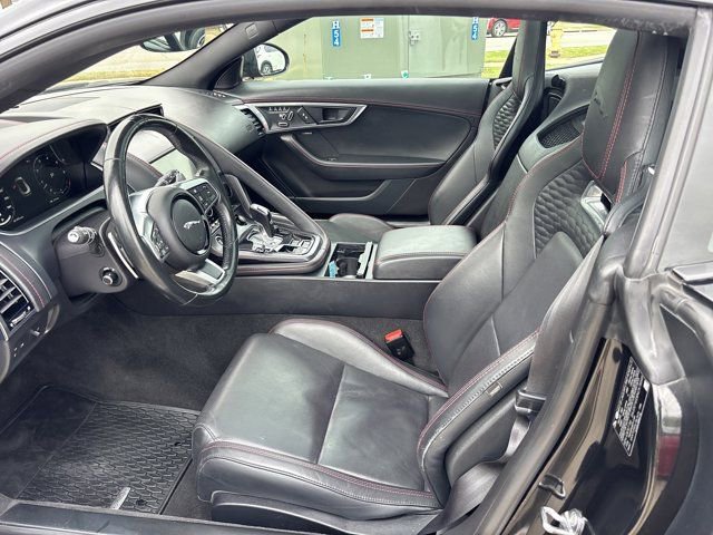 Used 2022 Jaguar F-TYPE Coupe RWD image 17