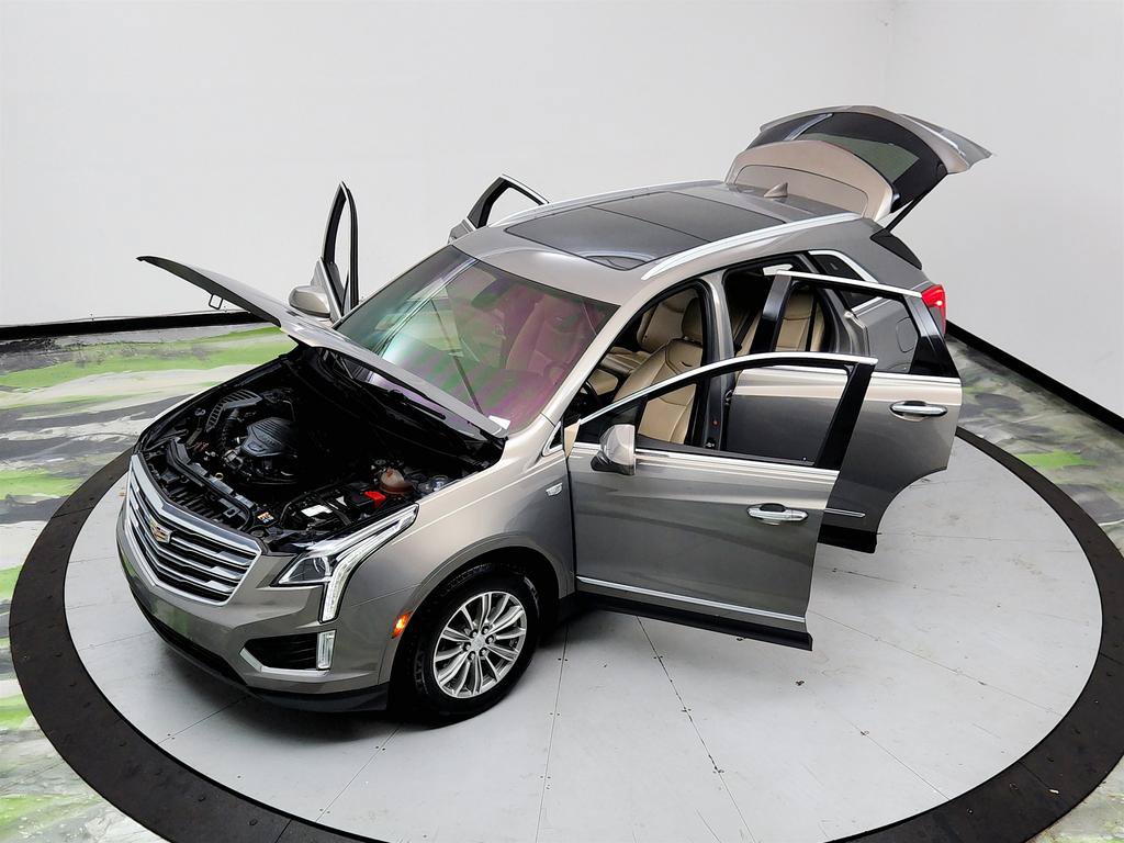 Used 2017 Cadillac XT5 Luxury w/ Driver Awareness Package FWD image 36