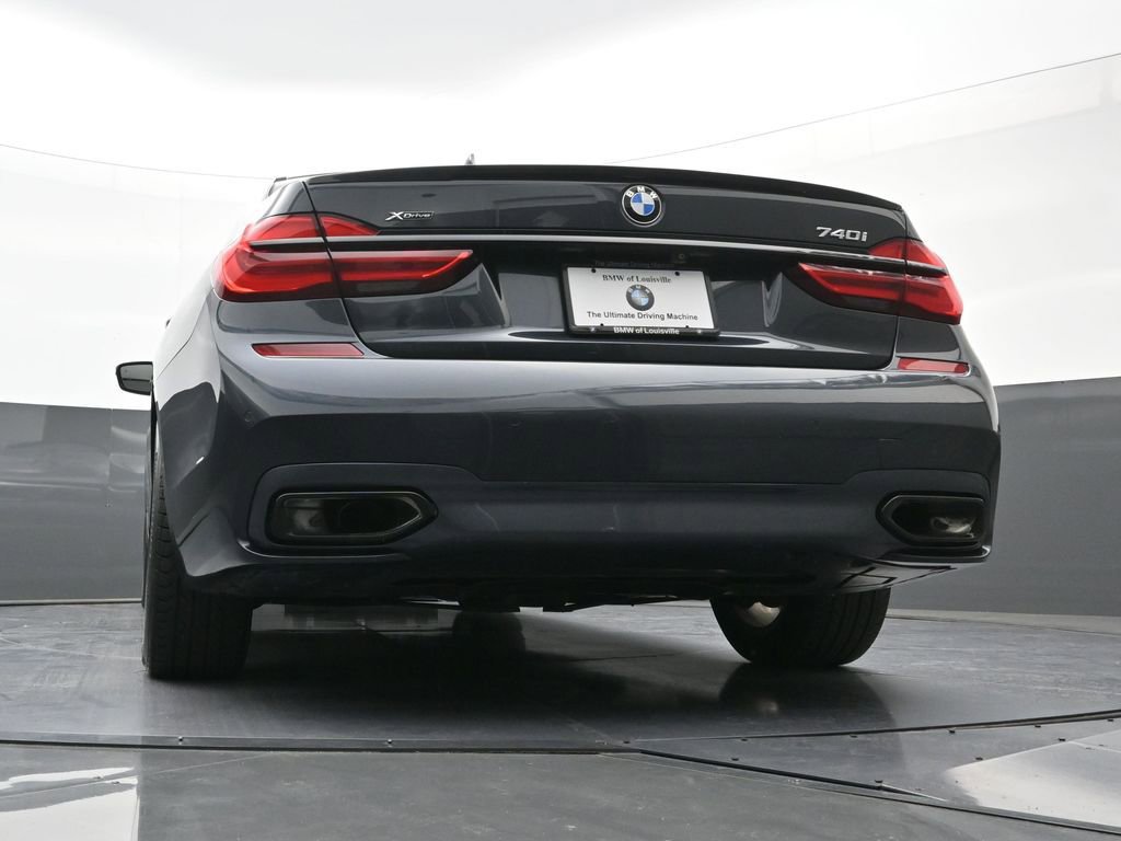 Used 2019 BMW 740i xDrive w/ Executive Package AWD/4WD image 27