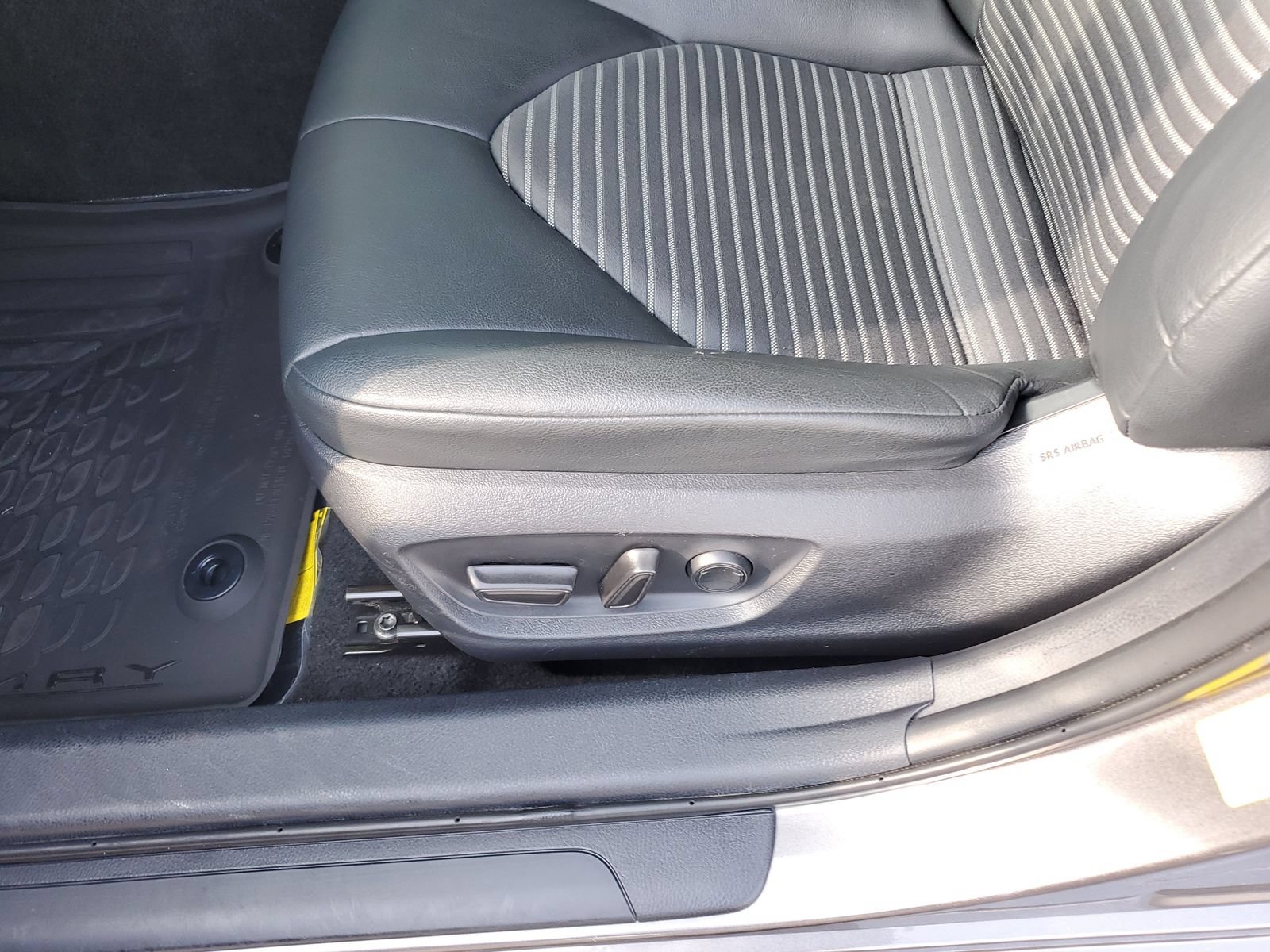 Certified 2024 Toyota Camry SE FWD image 17