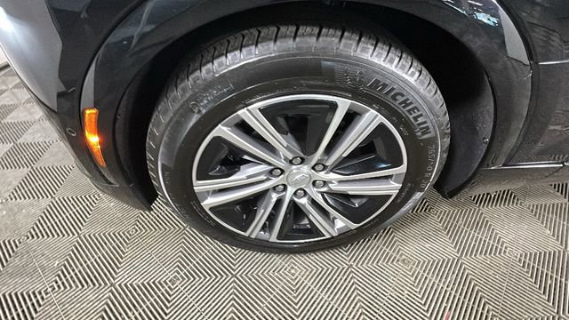 Used 2024 Cadillac Lyriq Luxury AWD/4WD image 10