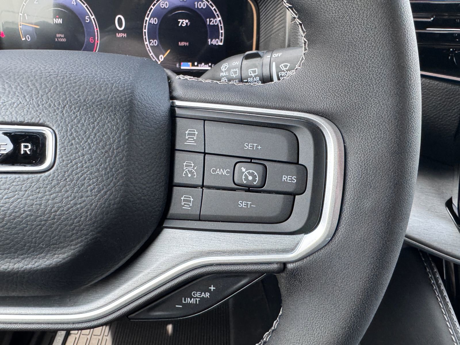 New 2025 Jeep Wagoneer Series II image 15