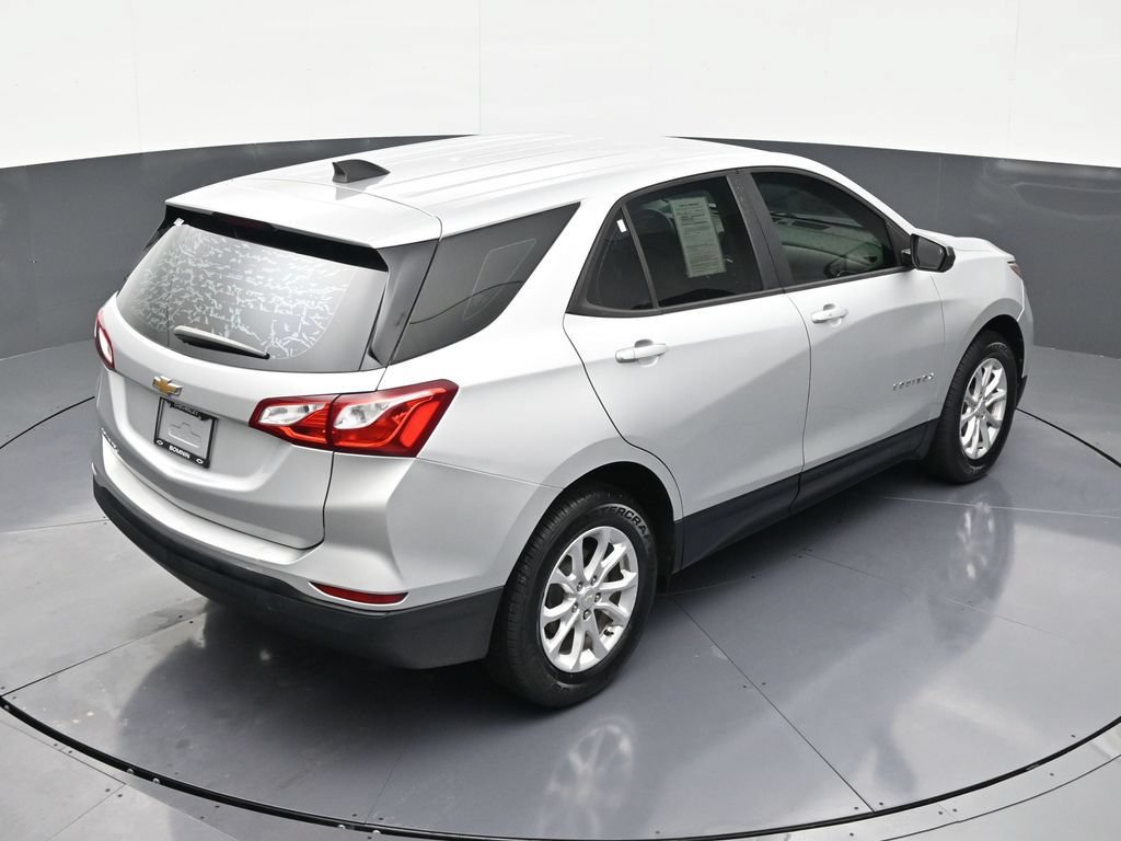 Used 2020 Chevrolet Equinox LS FWD image 16