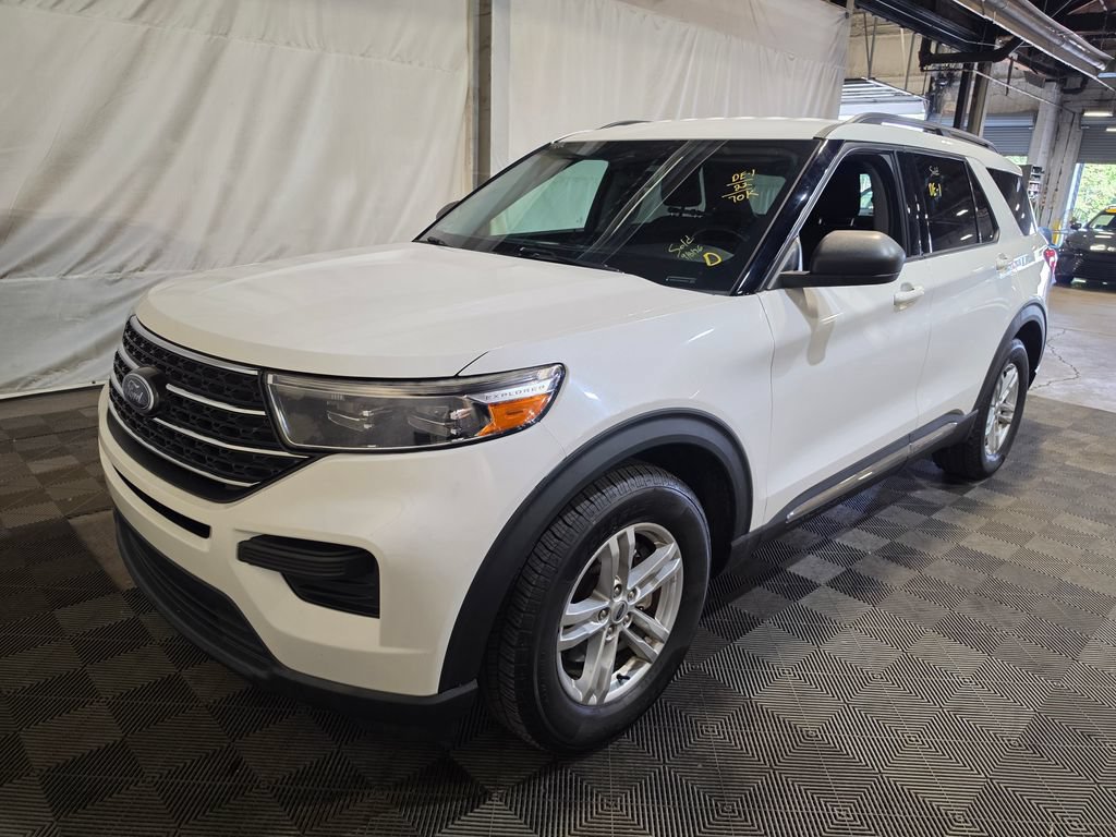 Used 2022 Ford Explorer XLT RWD image 1