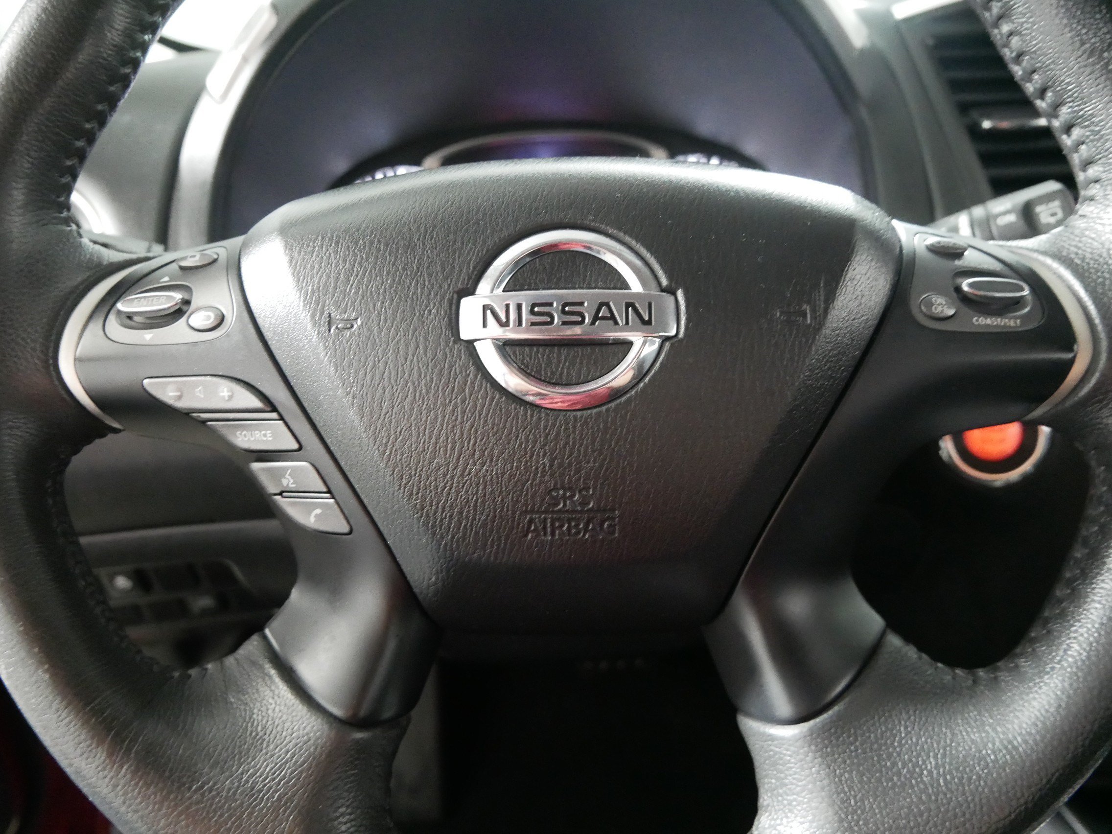 Used 2017 Nissan Pathfinder SV w/ Trailer Tow Package AWD/4WD image 25