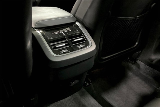 Certified 2023 Volvo XC60 B6 Ultimate image 34