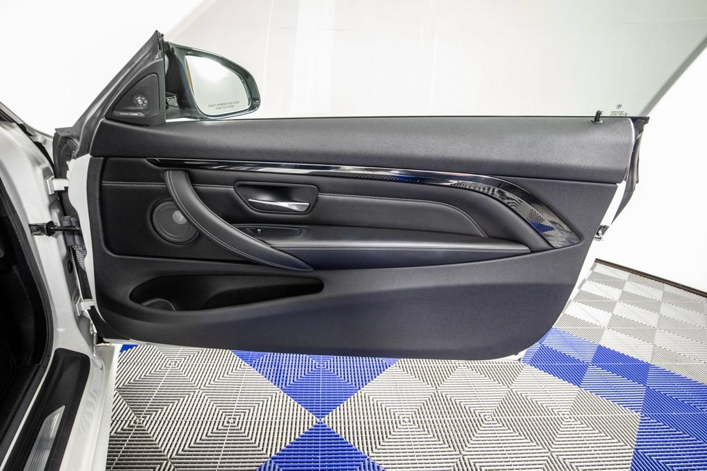 Used 2015 BMW M4 Coupe RWD image 15