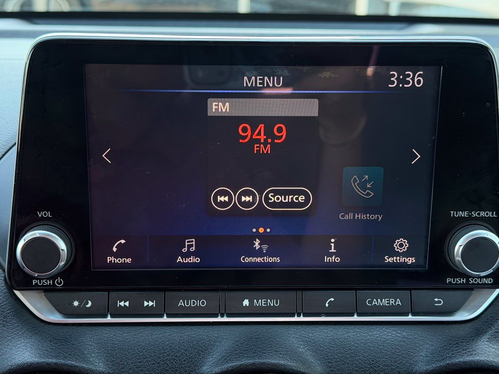 Used 2021 Nissan Sentra SR FWD image 30