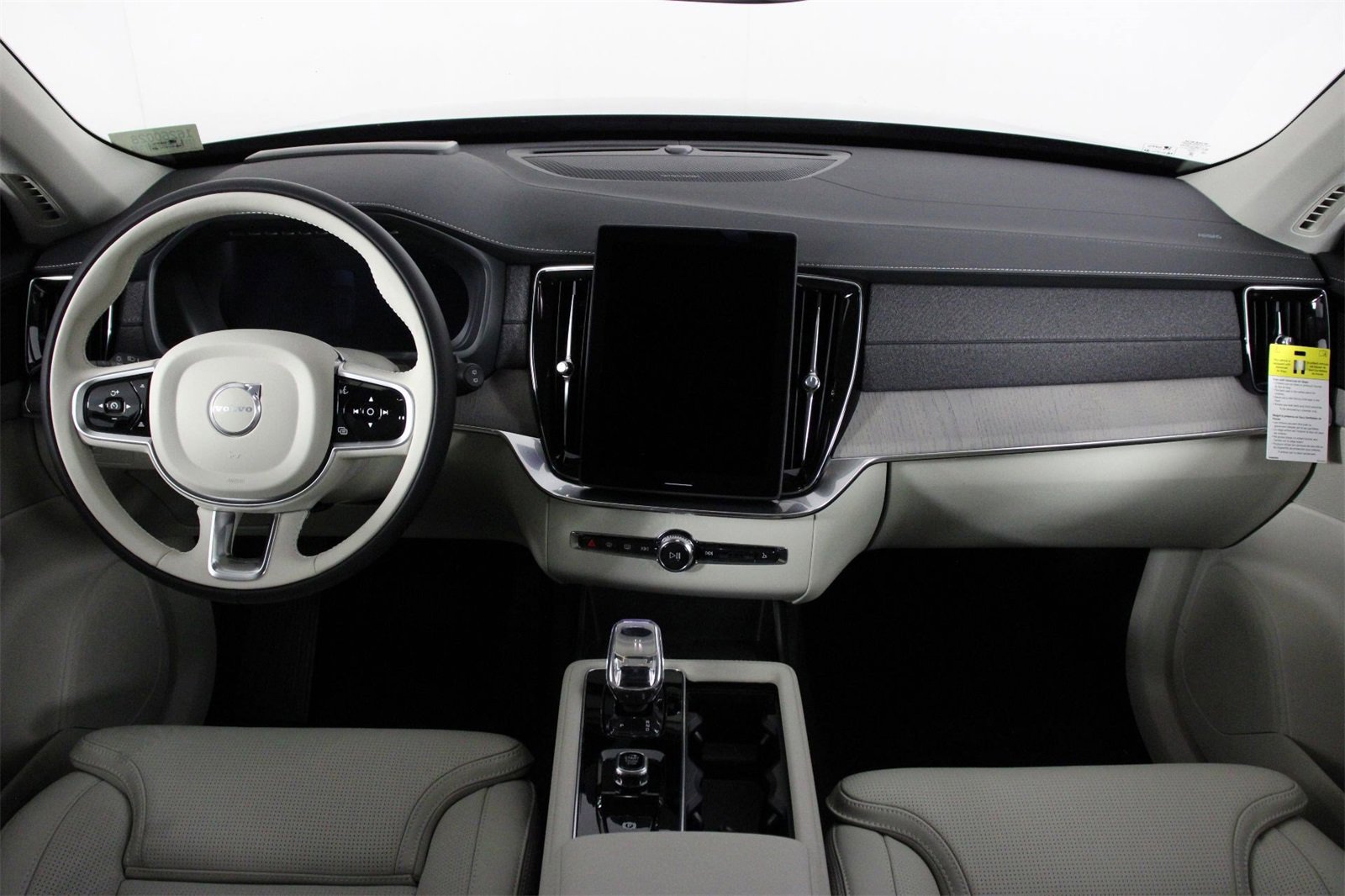 New 2026 Volvo XC90 B6 Ultra image 5