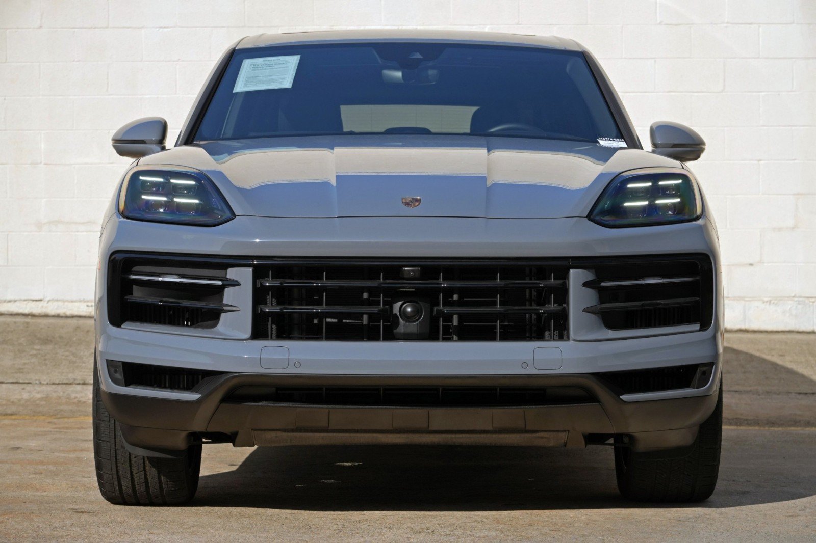 Used 2025 Porsche Cayenne E-Hybrid w/ Premium Package Plus AWD/4WD image 7