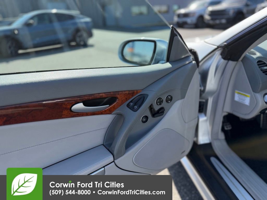 Used 2006 Mercedes-Benz SL 500 image 4