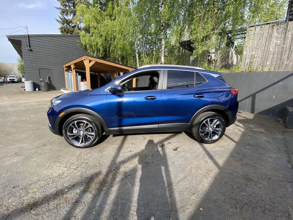 Used 2023 Buick Encore GX Select FWD image 3