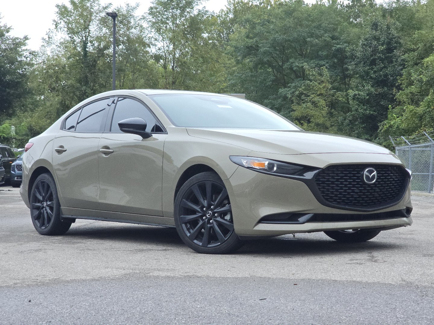 Used 2024 MAZDA MAZDA3 s AWD/4WD image 2