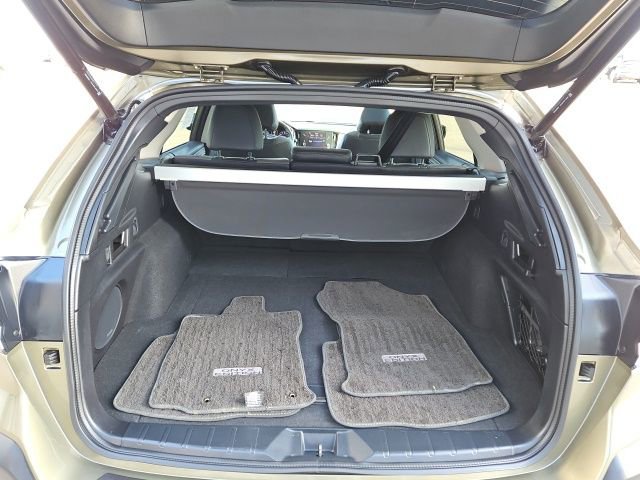 Used 2024 Subaru Outback Onyx Edition image 24