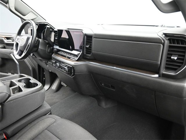 Used 2024 Chevrolet Silverado 2500 LT image 24