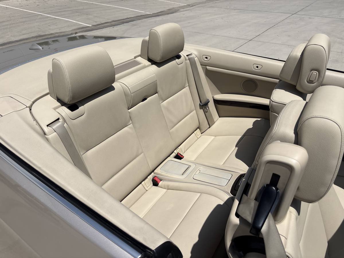 Used 2012 BMW 328i Convertible RWD image 15