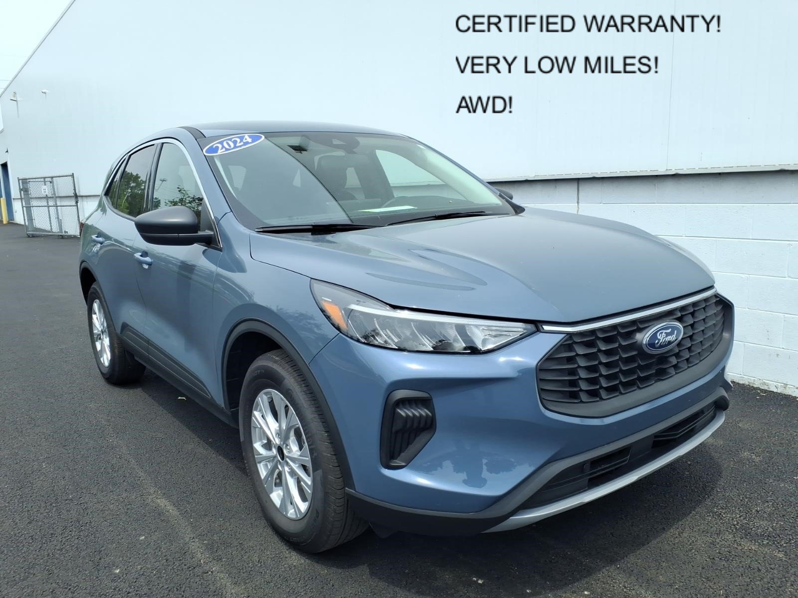 Used 2024 Ford Escape Active w/ Tech Pack #1 AWD/4WD image 1