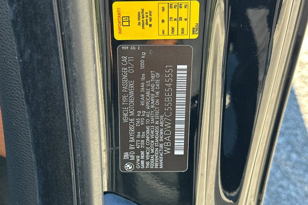 Used 2011 BMW 328i Convertible image 30