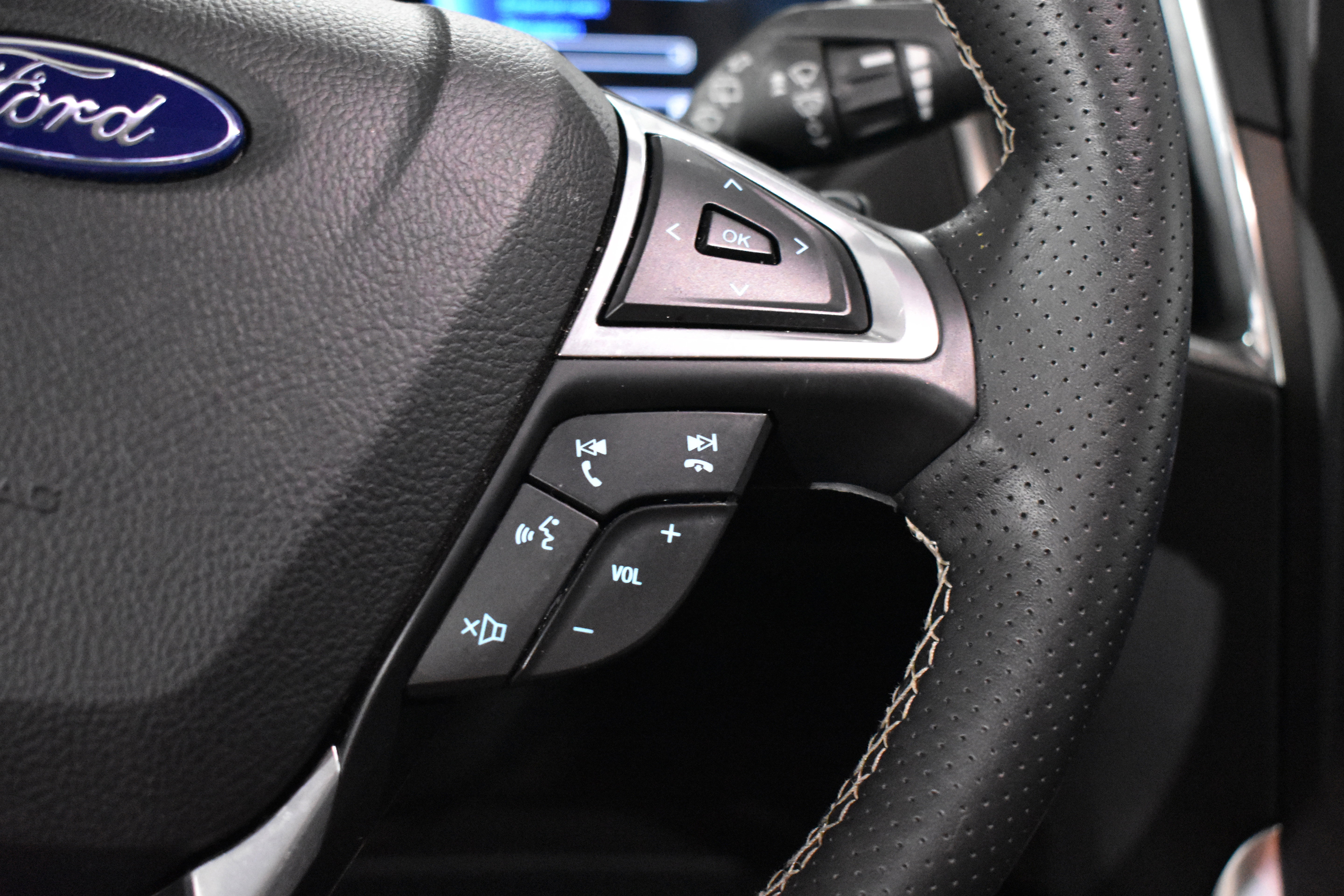 Used 2021 Ford Edge ST w/ Equipment Group 401A image 17