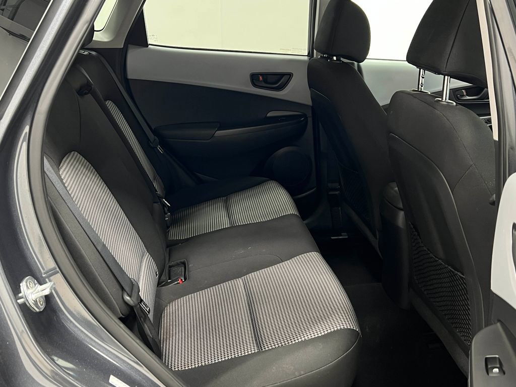 Used 2018 Hyundai Kona SEL FWD image 29