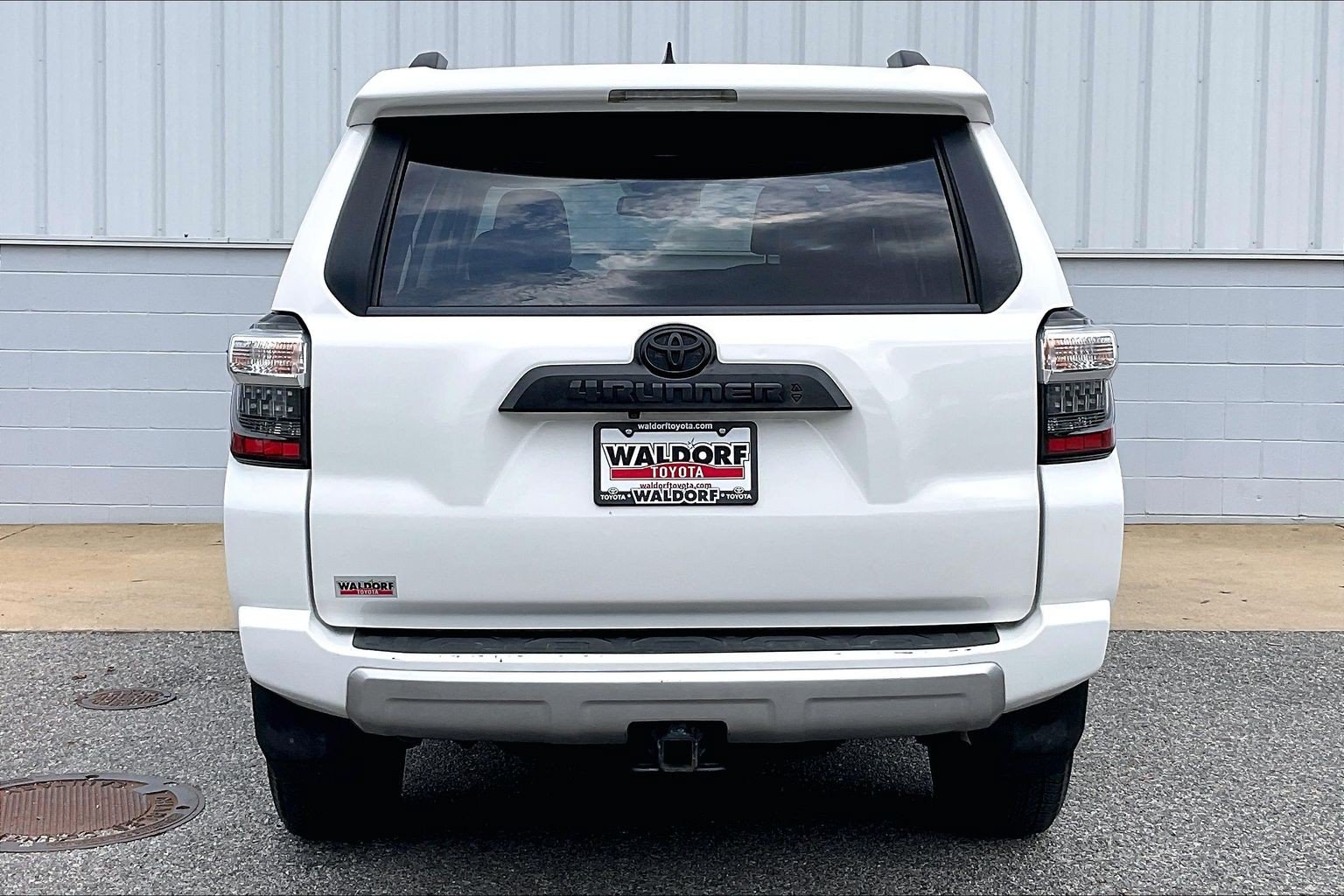 Used 2020 Toyota 4Runner TRD Off-Road Premium w/ Moonroof Package AWD/4WD image 5