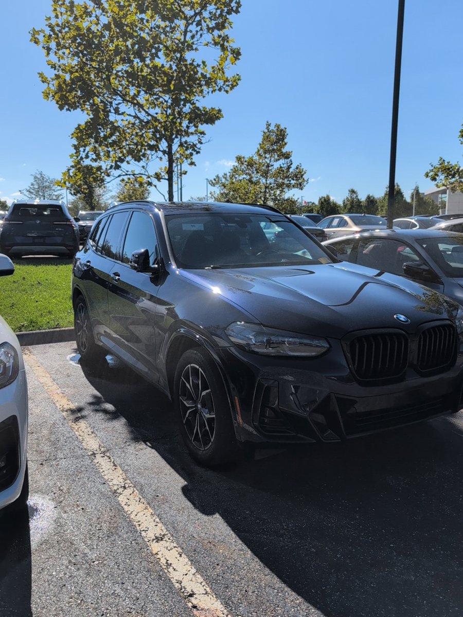Used 2024 BMW X3 xDrive30i w/ Premium Package AWD/4WD image 5