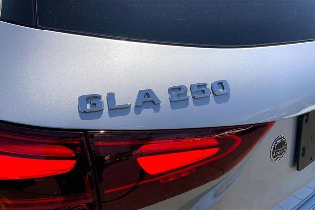 Used 2026 Mercedes-Benz GLA 250 4MATIC image 8