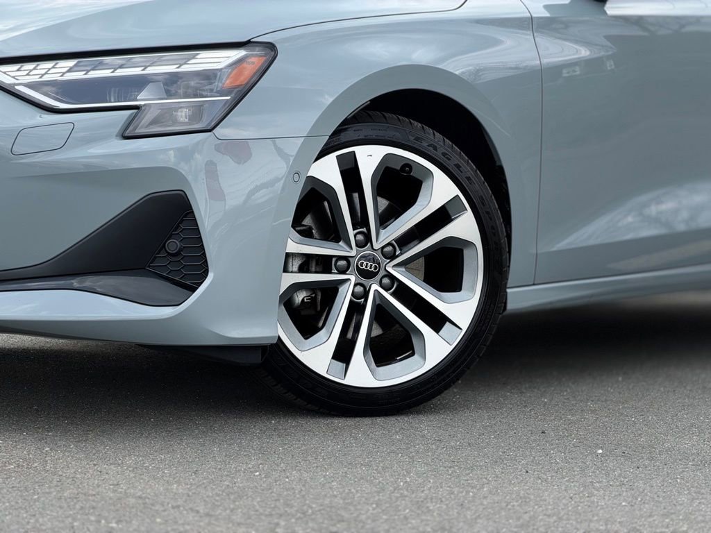 Used 2025 Audi A3 2.0T Premium w/ Black Optic Package image 2