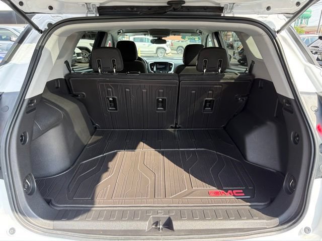Certified 2019 GMC Terrain SLE w/ LPO, Floor Liner Package AWD/4WD image 15