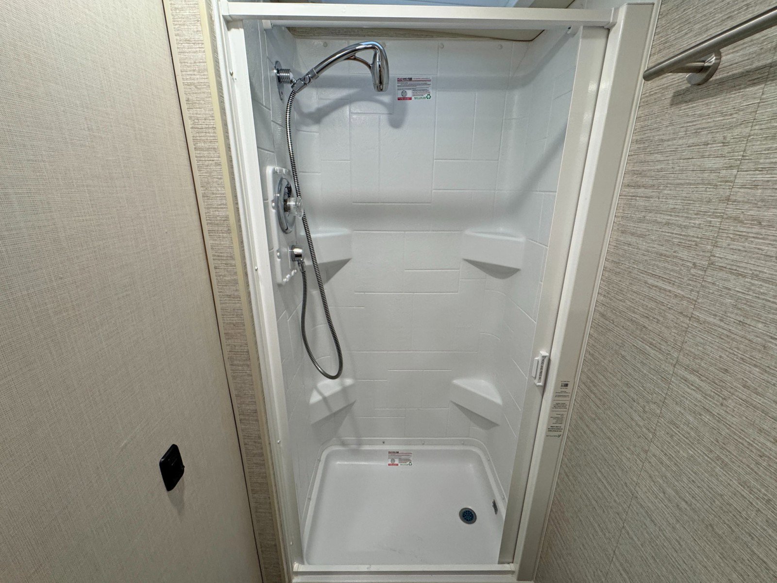 Used 2021 Mercedes-Benz Sprinter 3500 w/ Acoustic Package image 72