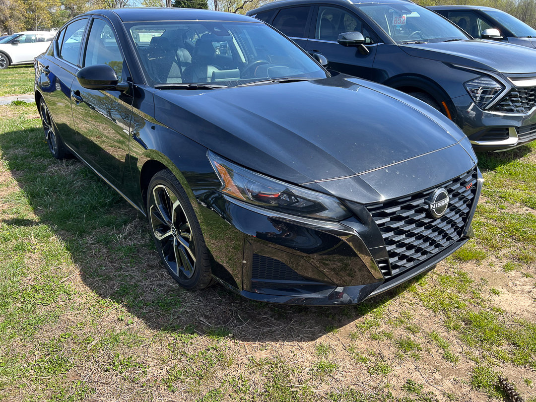 Used 2024 Nissan Altima 2.5 SR image 8
