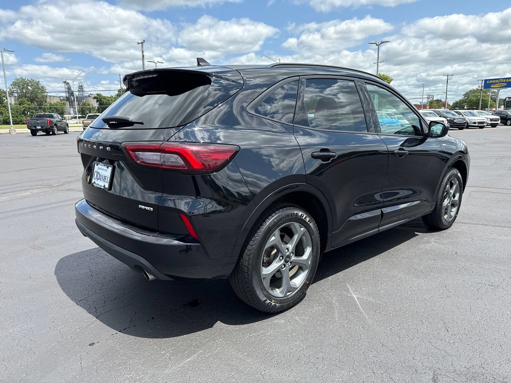 Used 2024 Ford Escape ST-Line AWD/4WD image 7