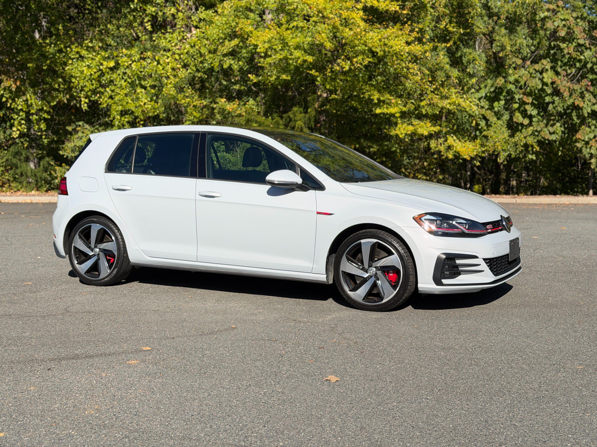 Used 2020 Volkswagen Golf 4-Door FWD image 15