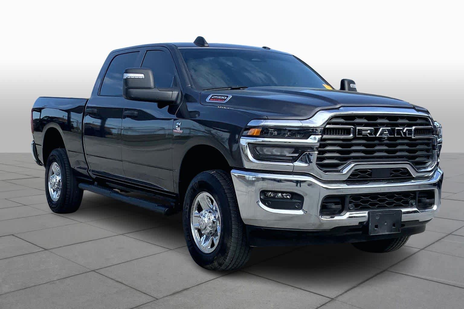 Used 2026 RAM 2500 Tradesman AWD/4WD image 4