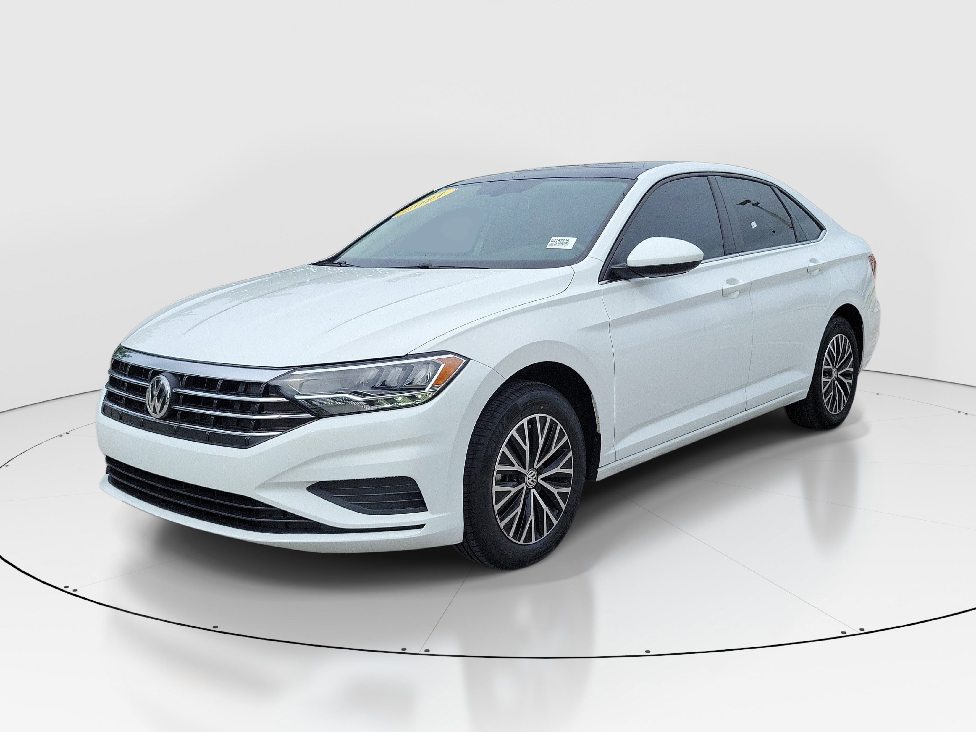 Used 2021 Volkswagen Jetta SE w/ SE Cold Weather Package FWD image 3
