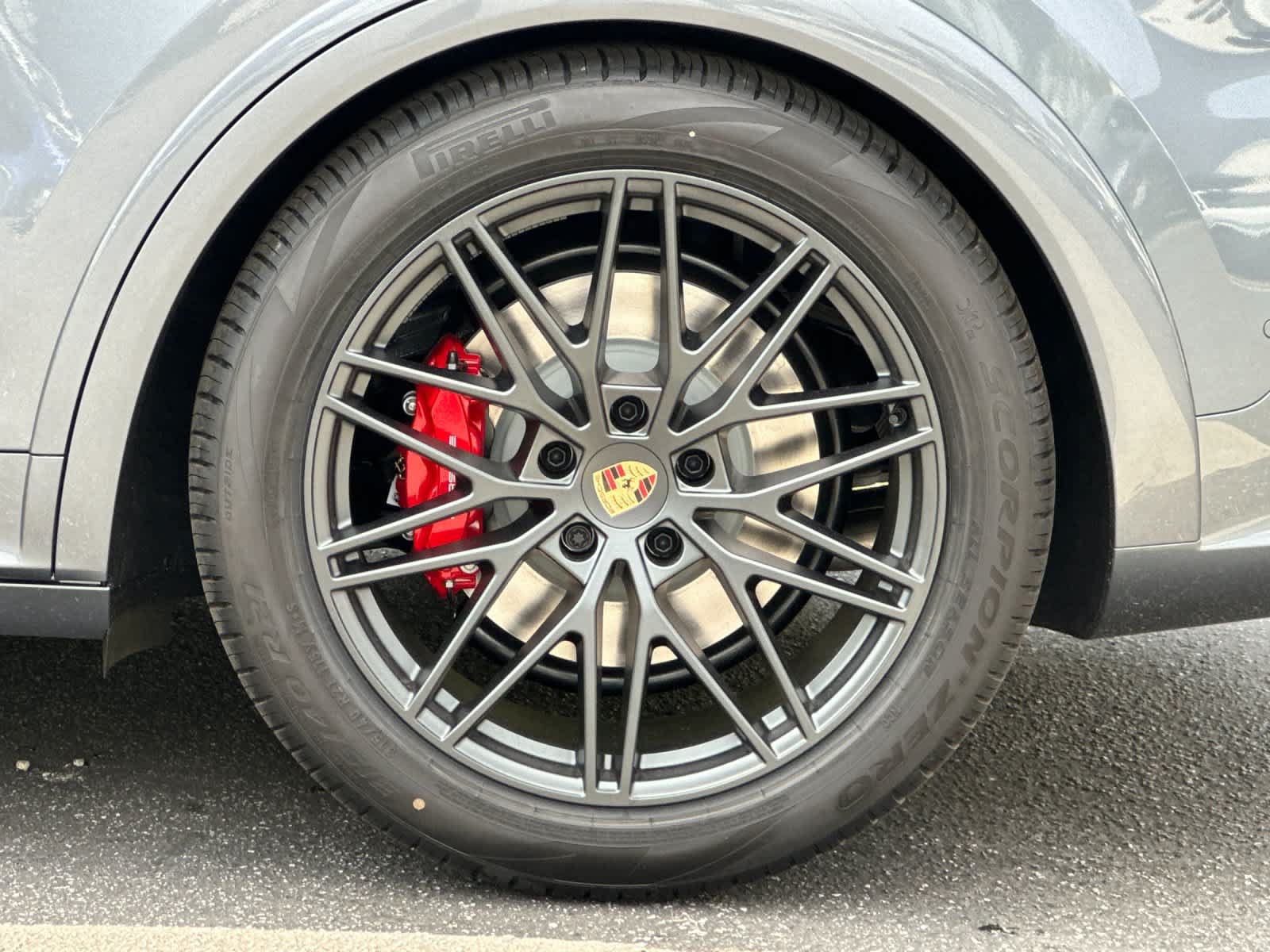 New 2026 Porsche Cayenne GTS AWD/4WD image 32