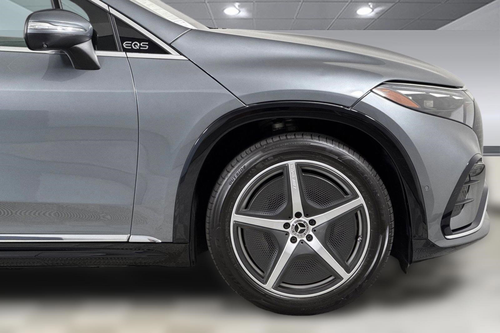 Used 2023 Mercedes-Benz EQS 580 4MATIC SUV image 36