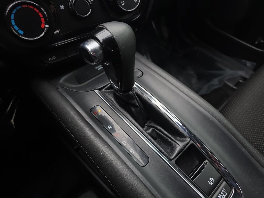 Used 2022 Honda HR-V Sport image 21