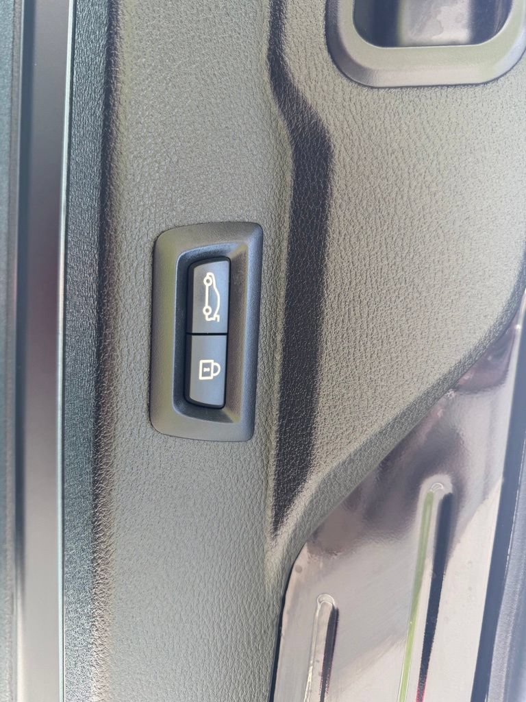Used 2018 BMW X5 sDrive35i RWD image 8