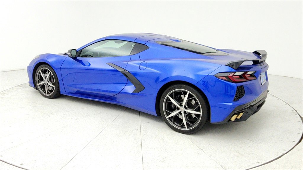 Used 2021 Chevrolet Corvette Stingray w/ Z51 Performance Package image 4