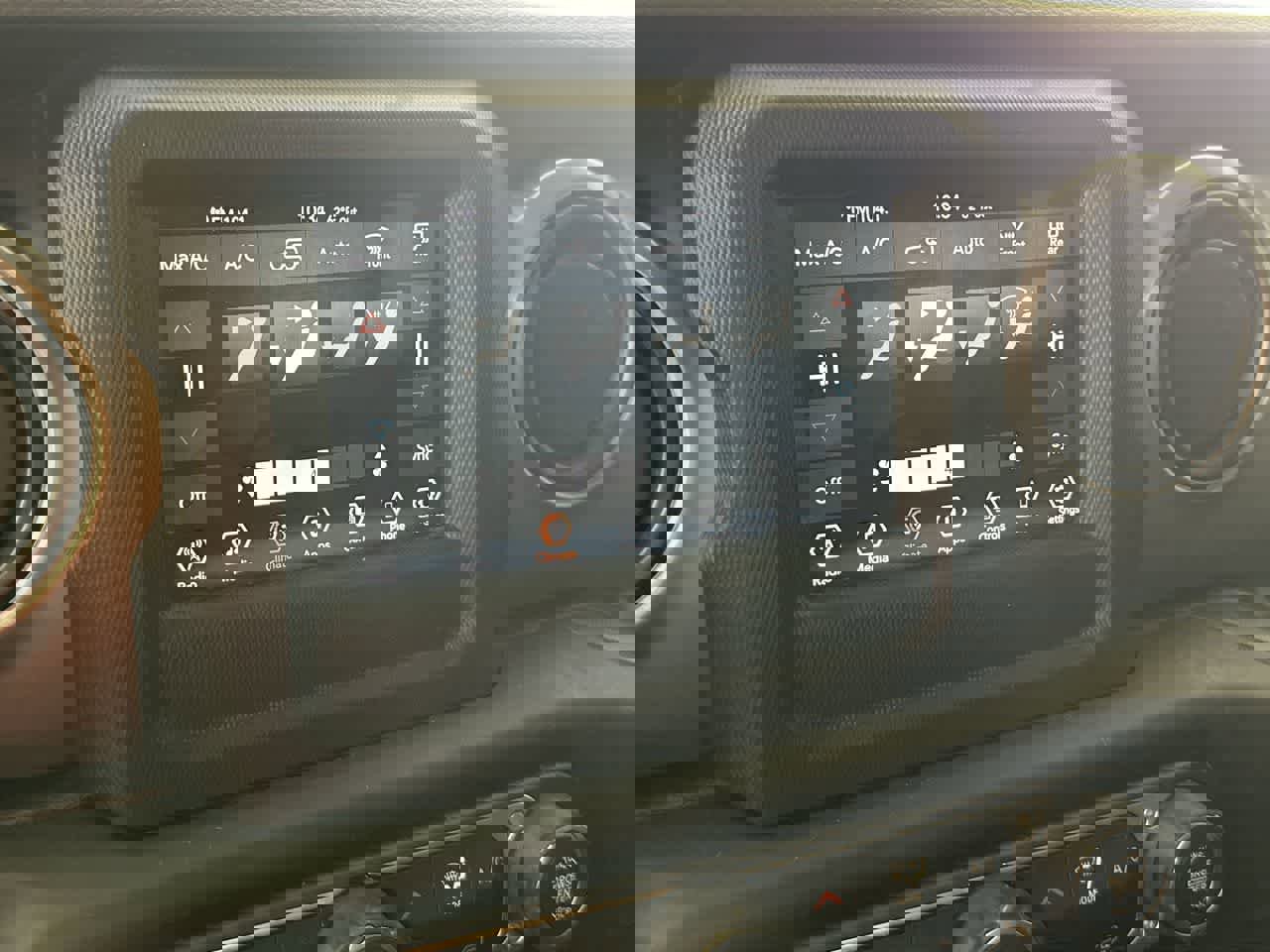 Used 2021 Jeep Wrangler Unlimited Sport image 32