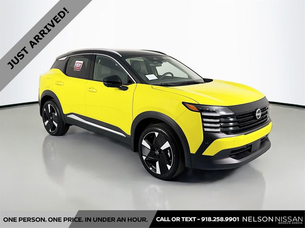 Certified 2025 Nissan Kicks SR image 3