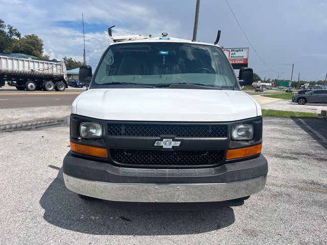 Used 2015 Chevrolet Express 2500 RWD image 2
